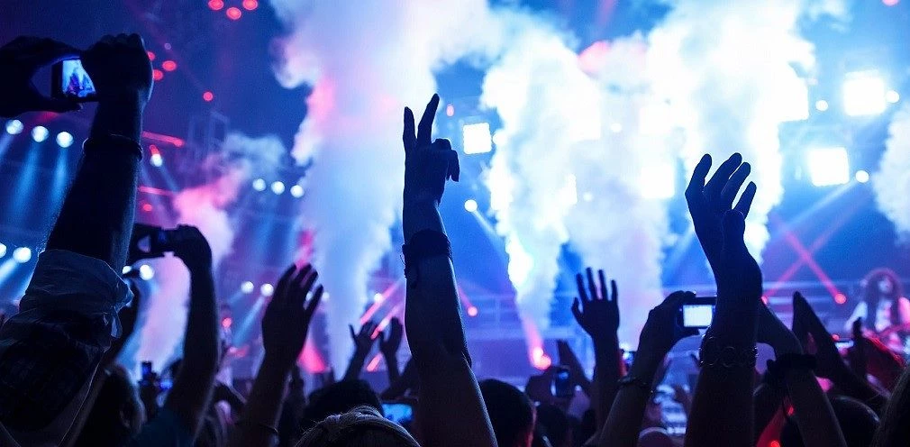 Φόβοι για τη δράση κυκλωμάτων προστασίας καταστημάτων στην Πάτρα-Σοβαρό επεισόδιο σε κλαμπ